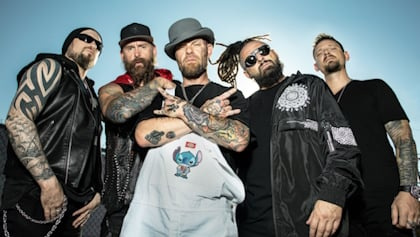 FIVE FINGER DEATH PUNCH Releases Rare Version Of 'Burn MF' Featuring ROB ZOMBIE